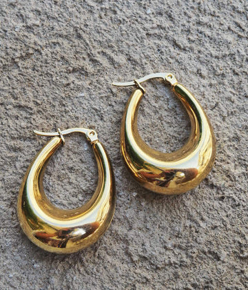 Retro Ray gold hoop earrings