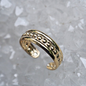 Glow Edge gold midi adjustable ring