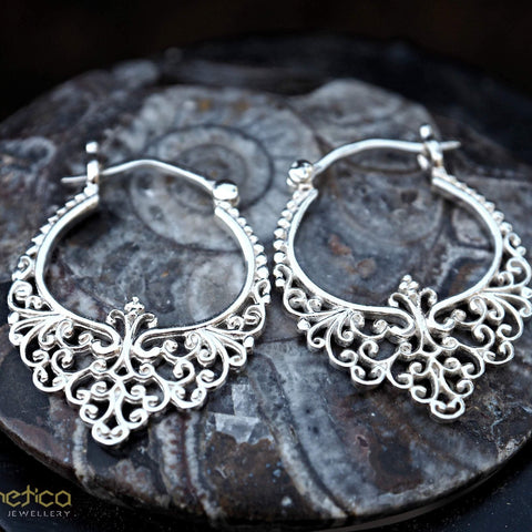 Filigree silver hoop earrings-earrings-Magnetica