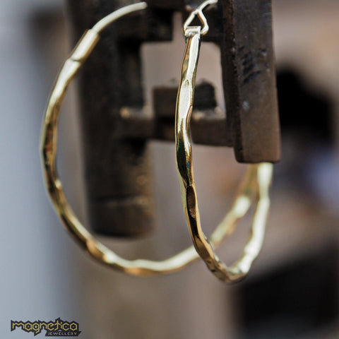 Minimal hammered gold brass hoop earrings