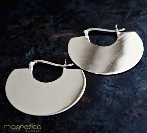 Plain simple tribal sterling silver medium hoop earrings lightweight-earrings-Magnetica
