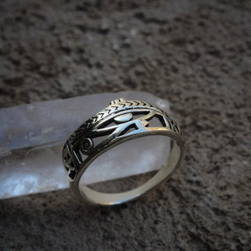 eye of ra sterling silver ring