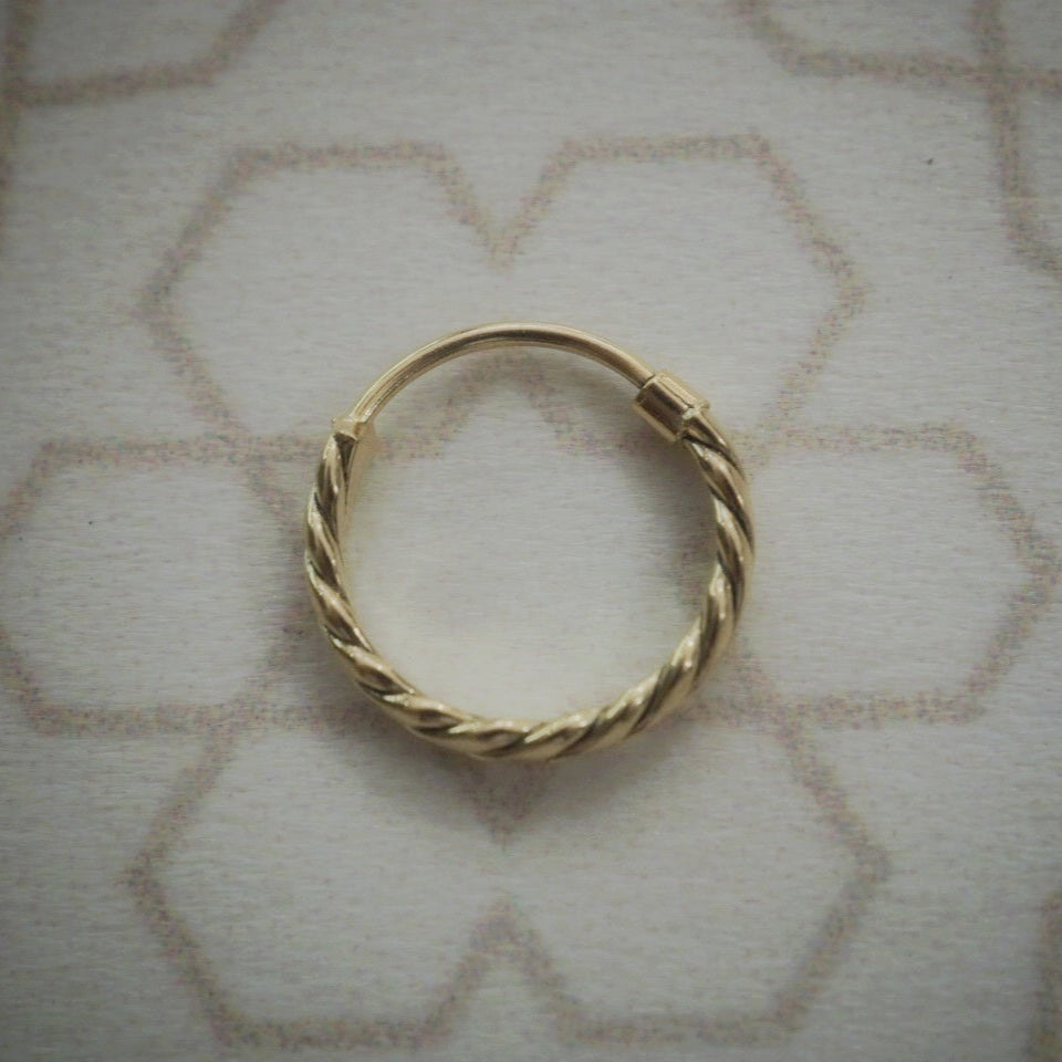 twist gold plated piercing ring