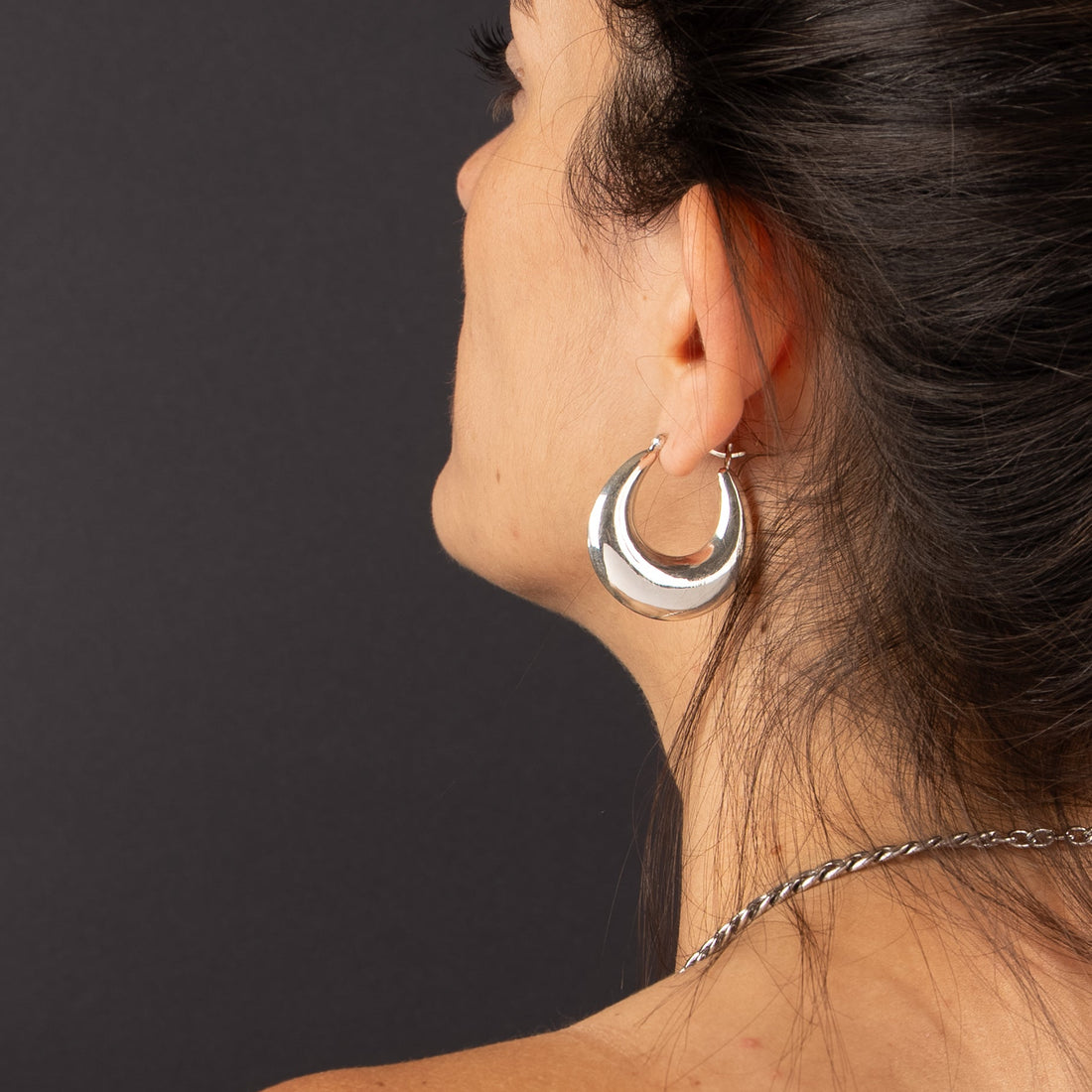 Loop Silver hoop earrings