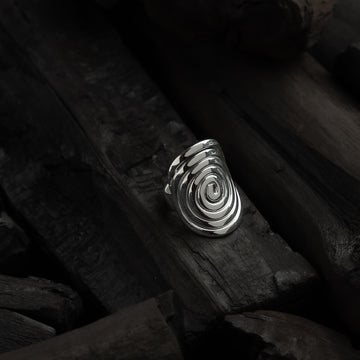 Vive silver ring
