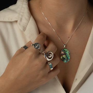 warrior silver ring - Magnetica