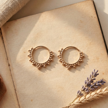  עגילי חישוק ציפוי זהב Athena - Magnetica Jewelry