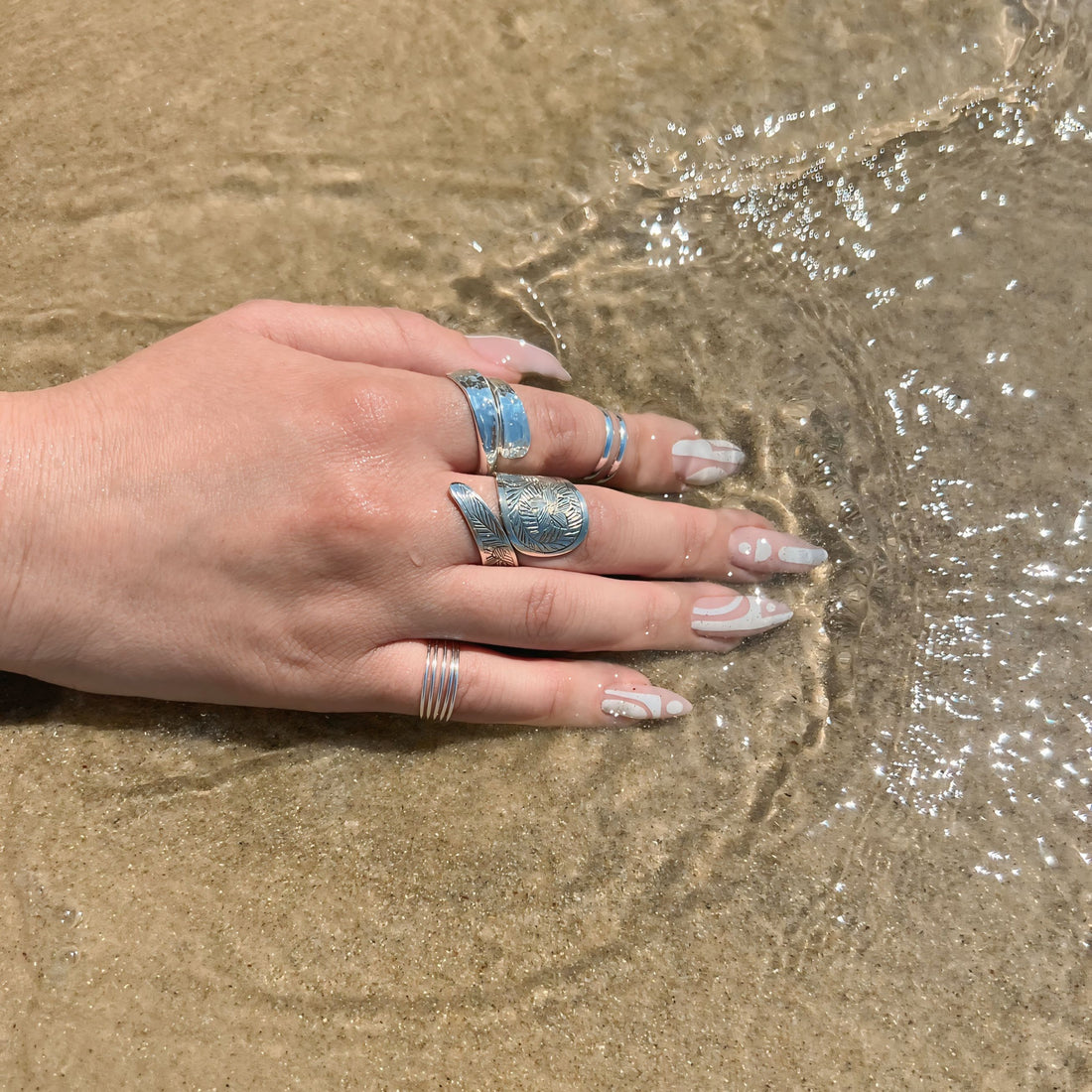 Geometric Groove silver small adjustable ring