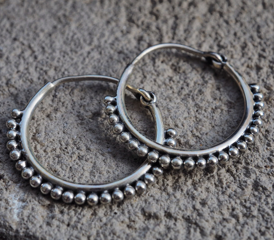 Gerbera Silver hoop earrings