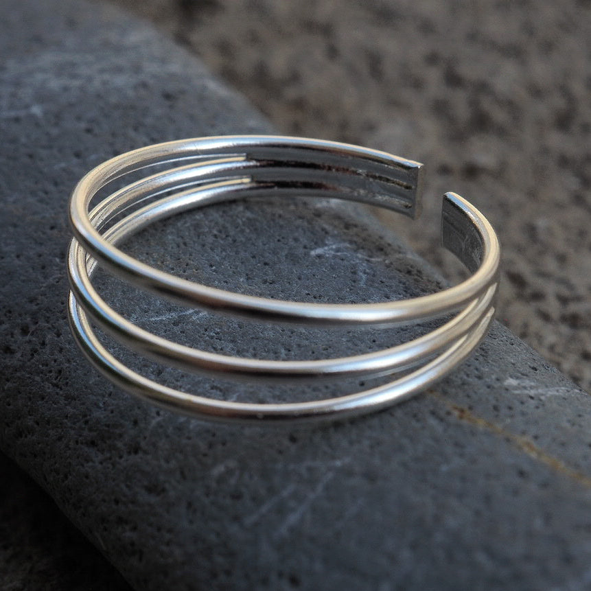 Eclipse silver small adjustable ring