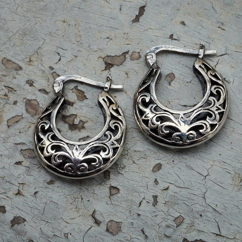 Mira Silver hoop earrings