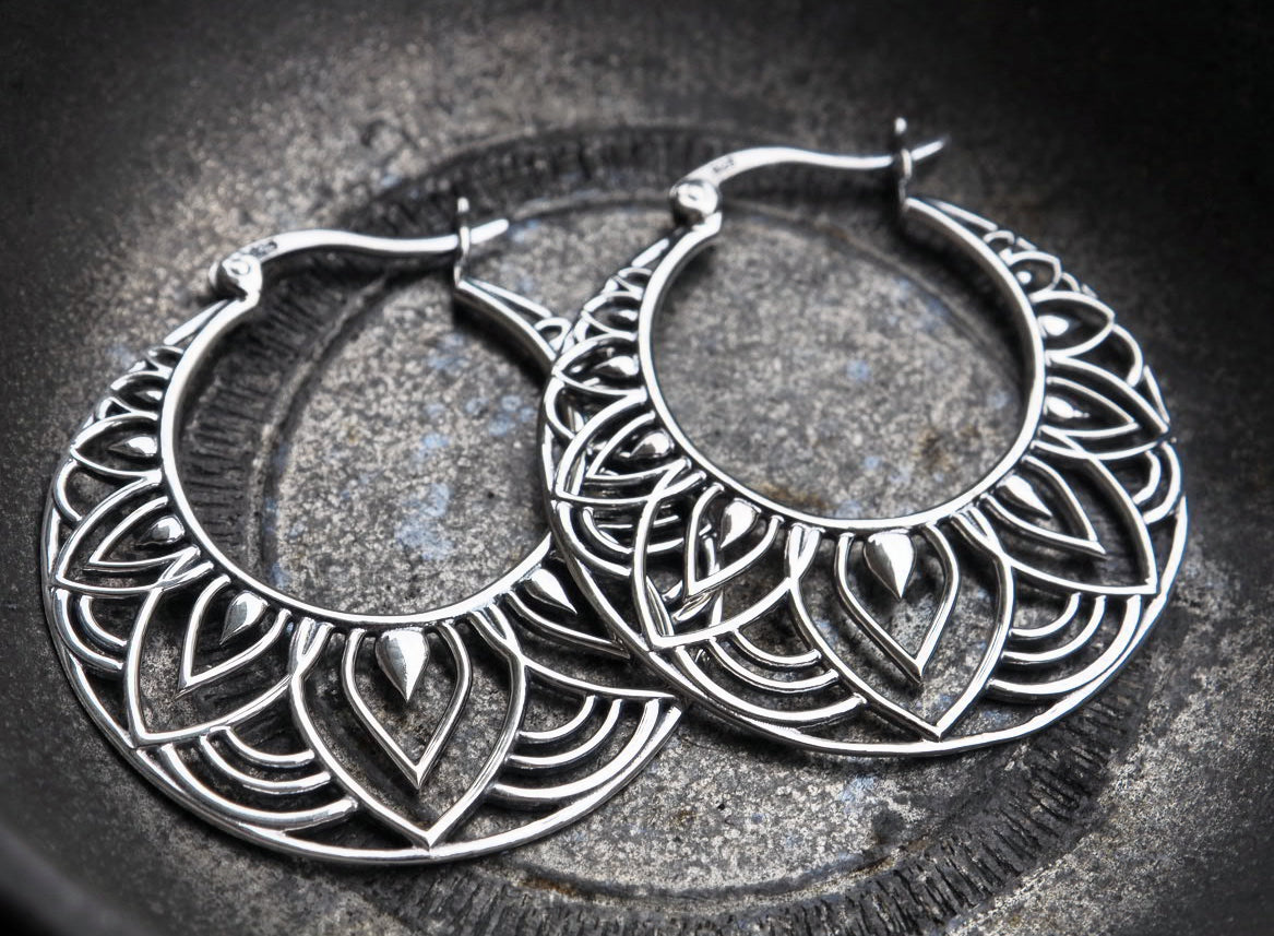 Camellia Silver hoop earrings