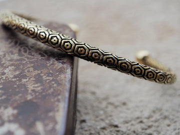Toubkal brass adjustable cuff bracelet - Magnetica
