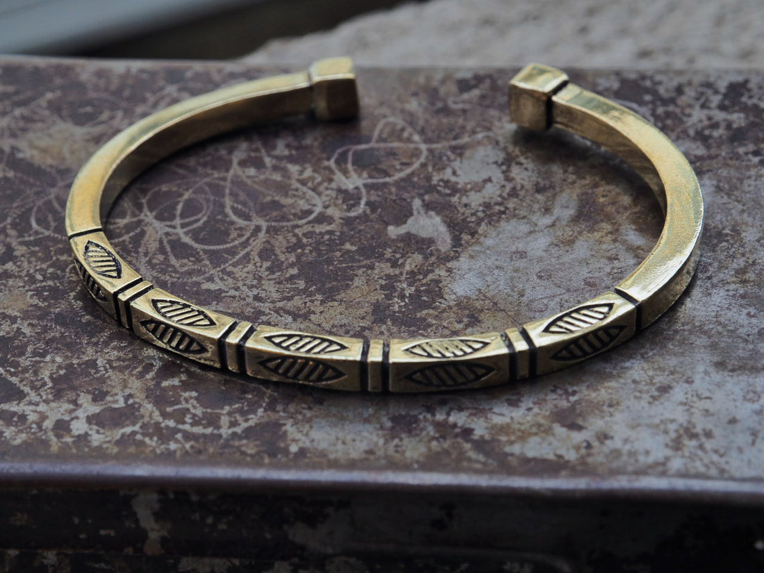 Kangto brass adjustable cuff bracelet