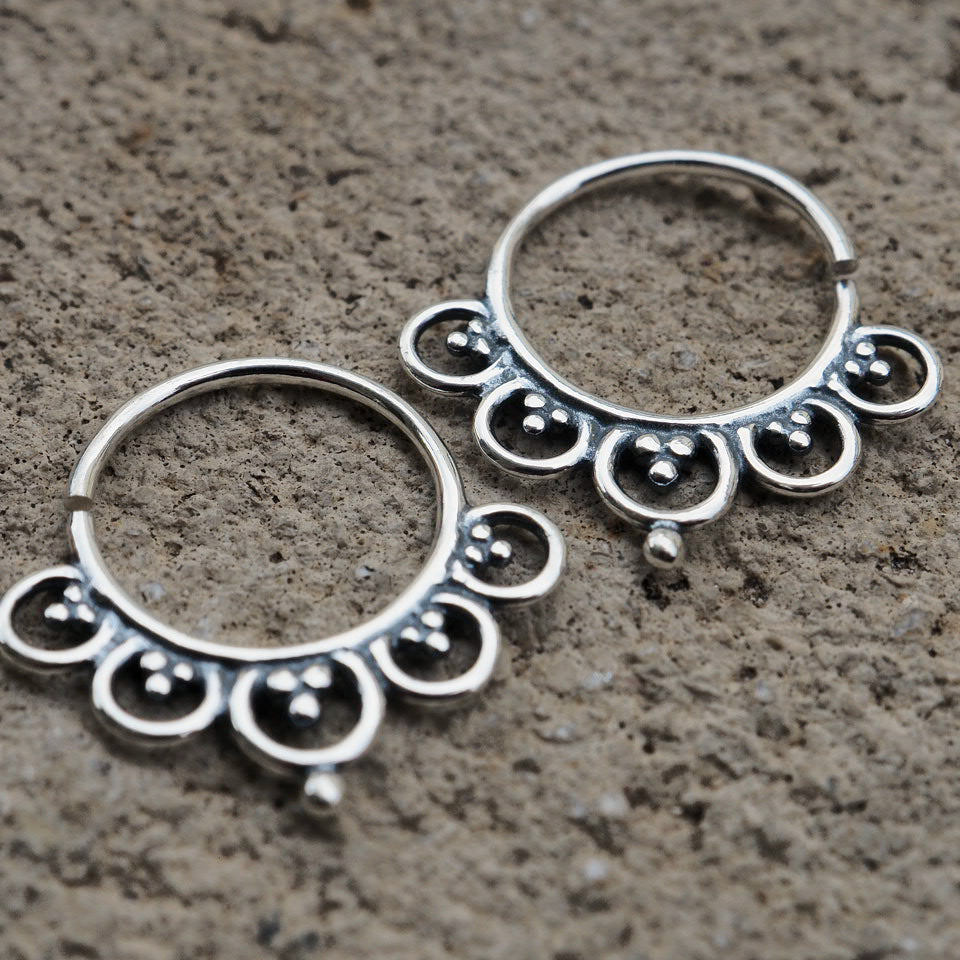 magnolia Silver hoop earrings