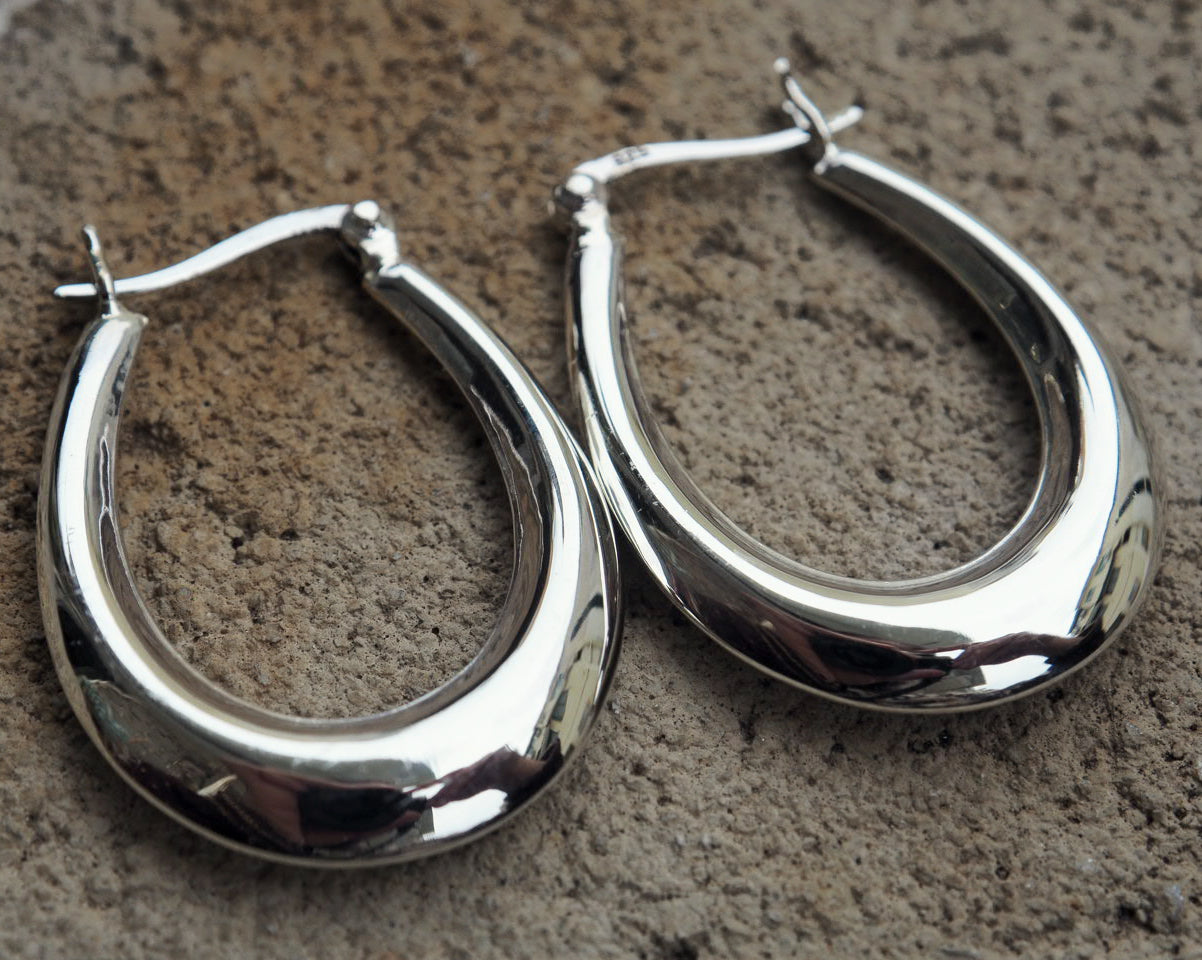 Cosmos Silver hoop earrings