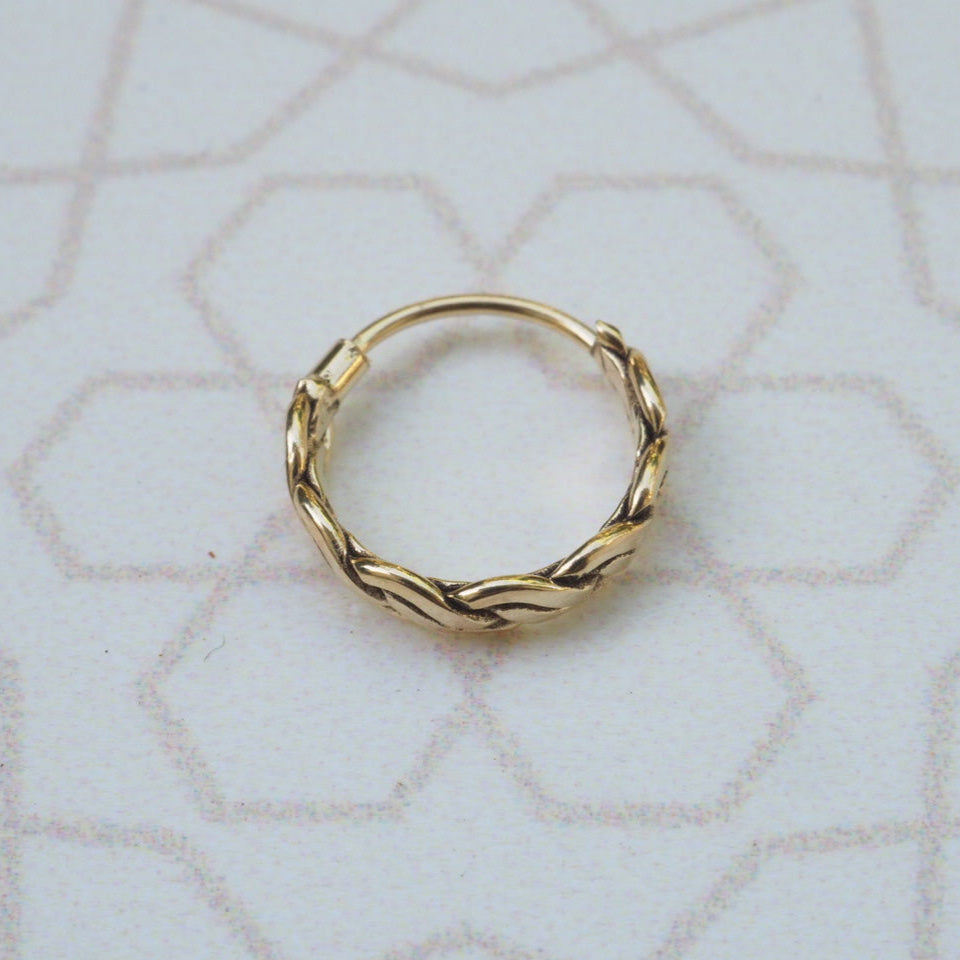 Lumen gold plated piercing ring
