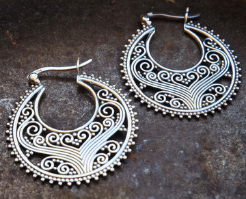 Achillea Silver hoop earrings