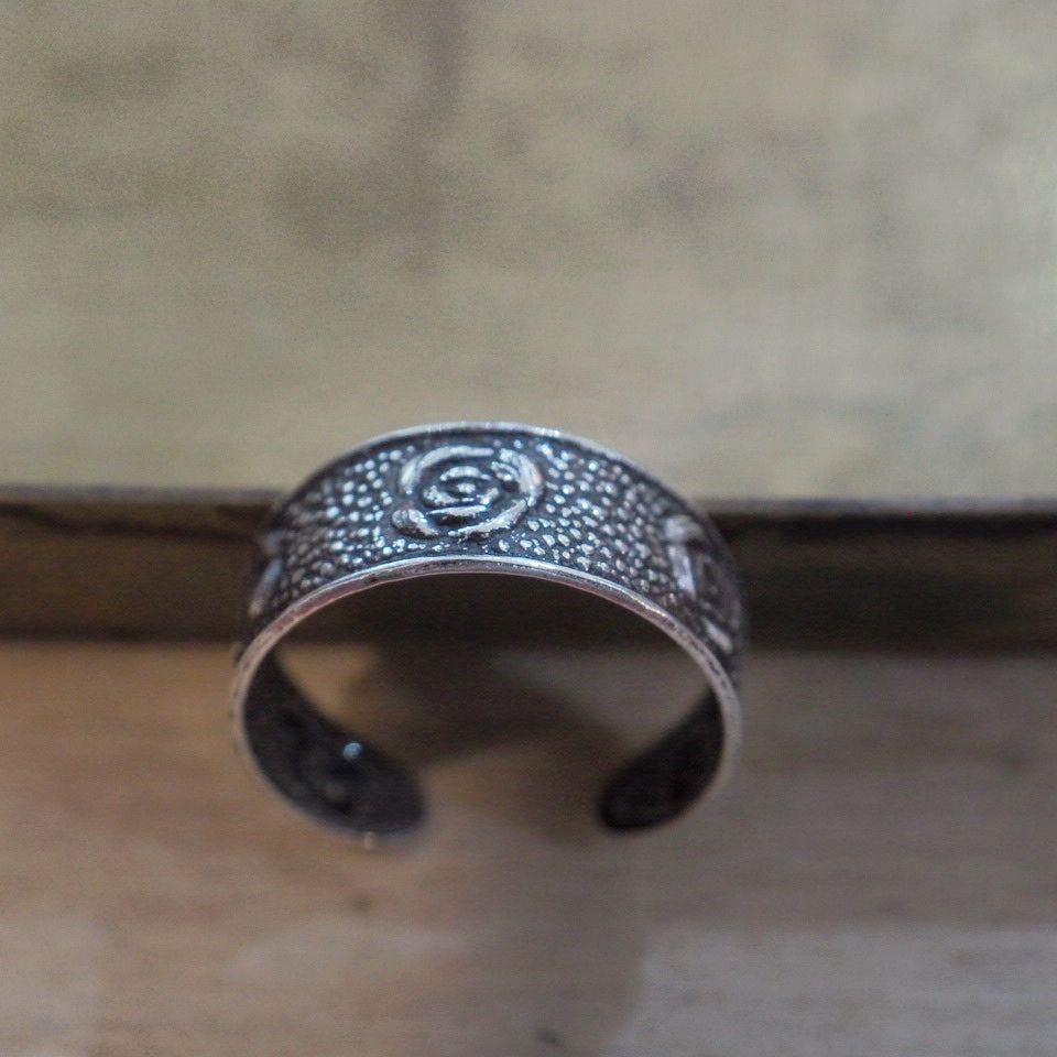 Blossom silver small adjustable ring