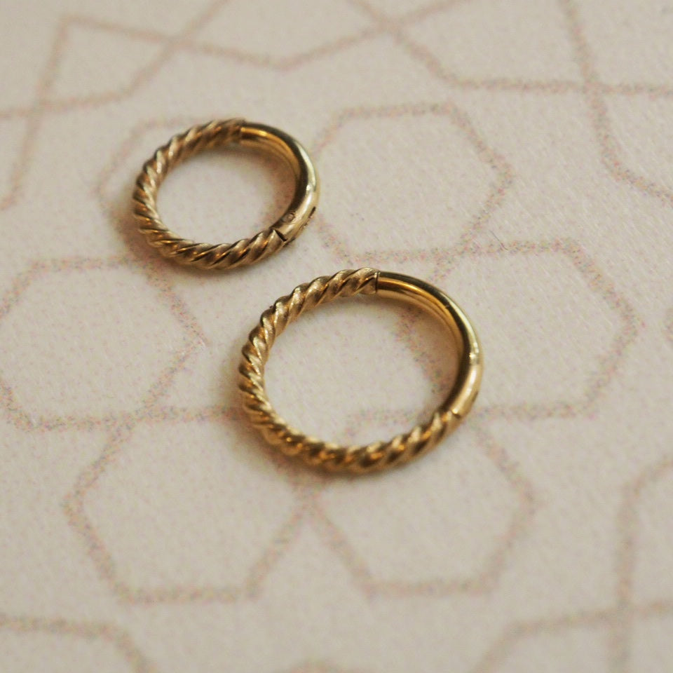 twisted gold titanium piercing ring