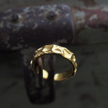 Dune gold ring
