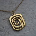 medallion gold necklace - Magnetica