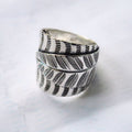 pine silver ring - Magnetica
