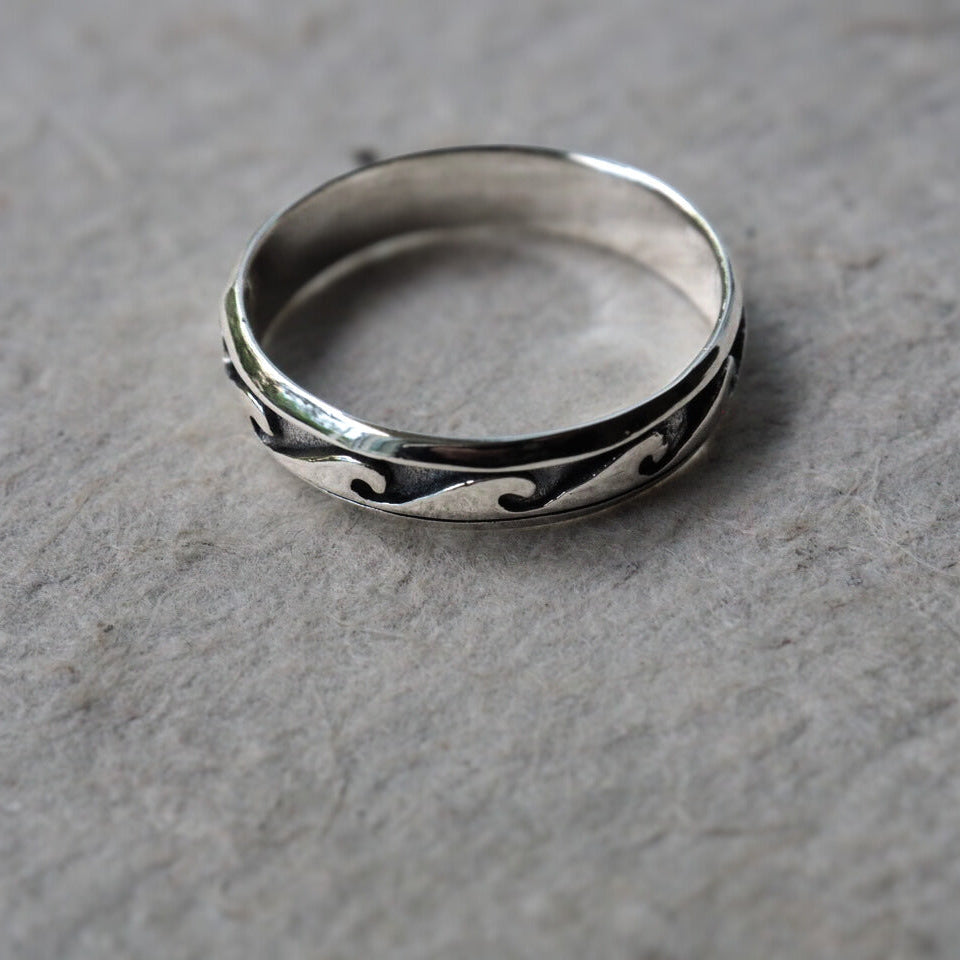 Seren silver ring
