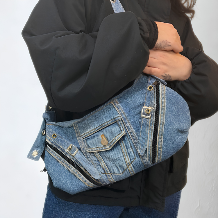 Upcycling תיק כתף ג'ינס בעיצוב