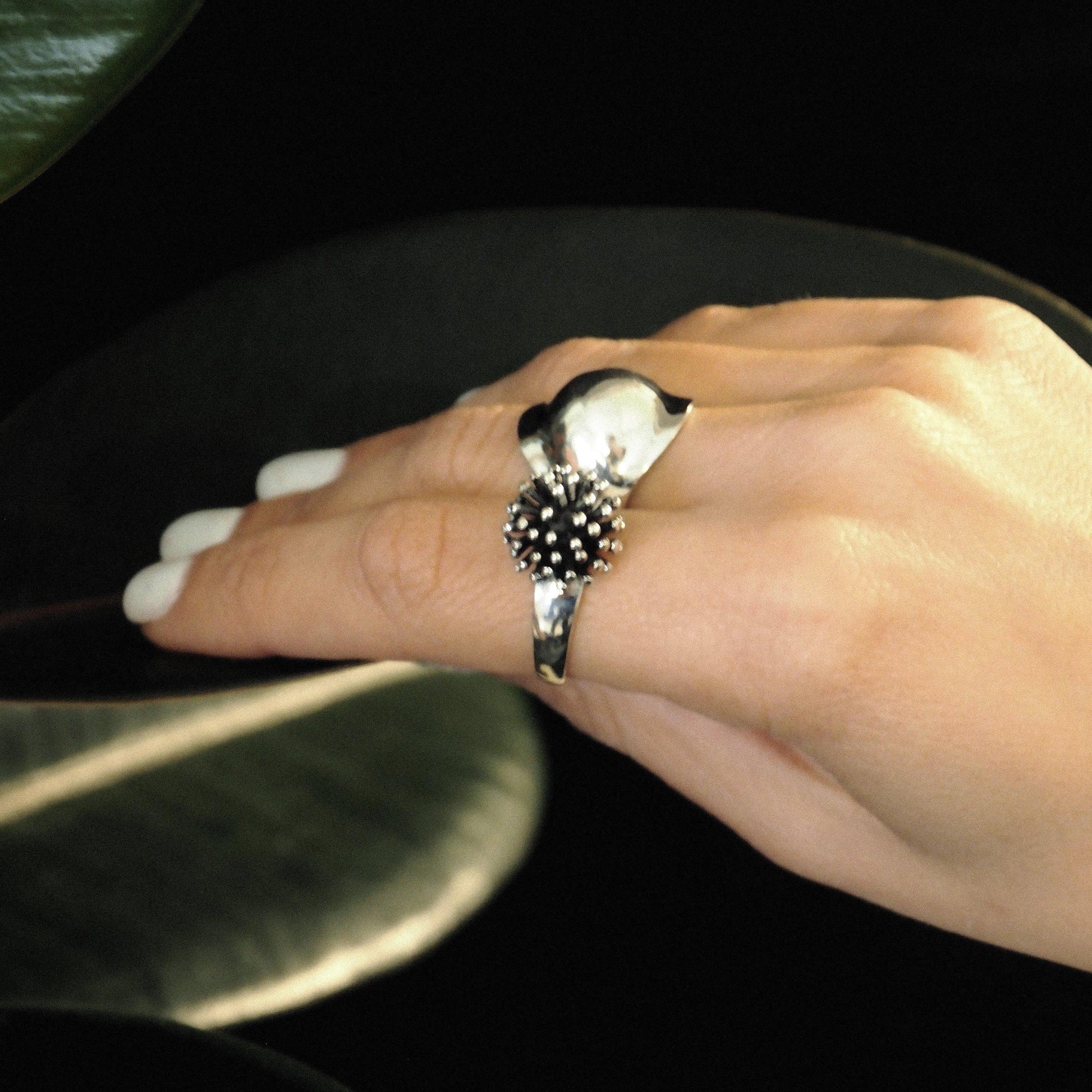 Acorn sterling silver ring-ring-Magnetica