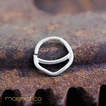 Minimal crescent moon sterling silver&18.K Gold piercing Ring fits septum, Tragus, Helix nose ring.-piercing-Magnetica