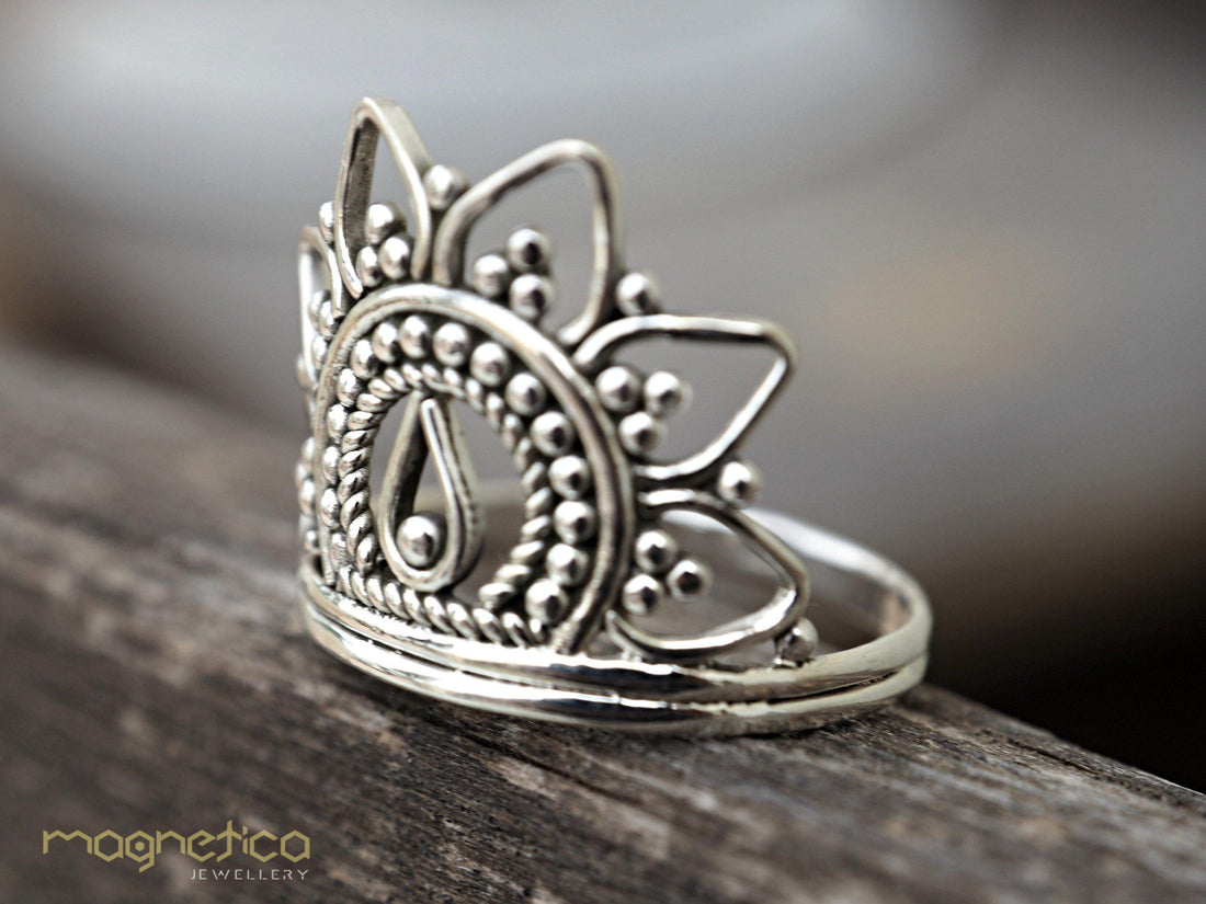 Flower crown ethnic silver filigree ring-ring-Magnetica