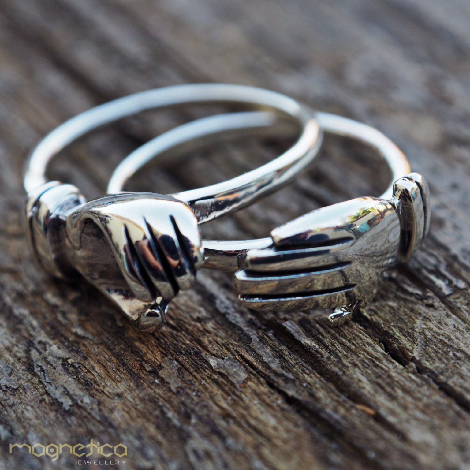 Hand in hand 2 attached Sterling silver rings-ring-Magnetica