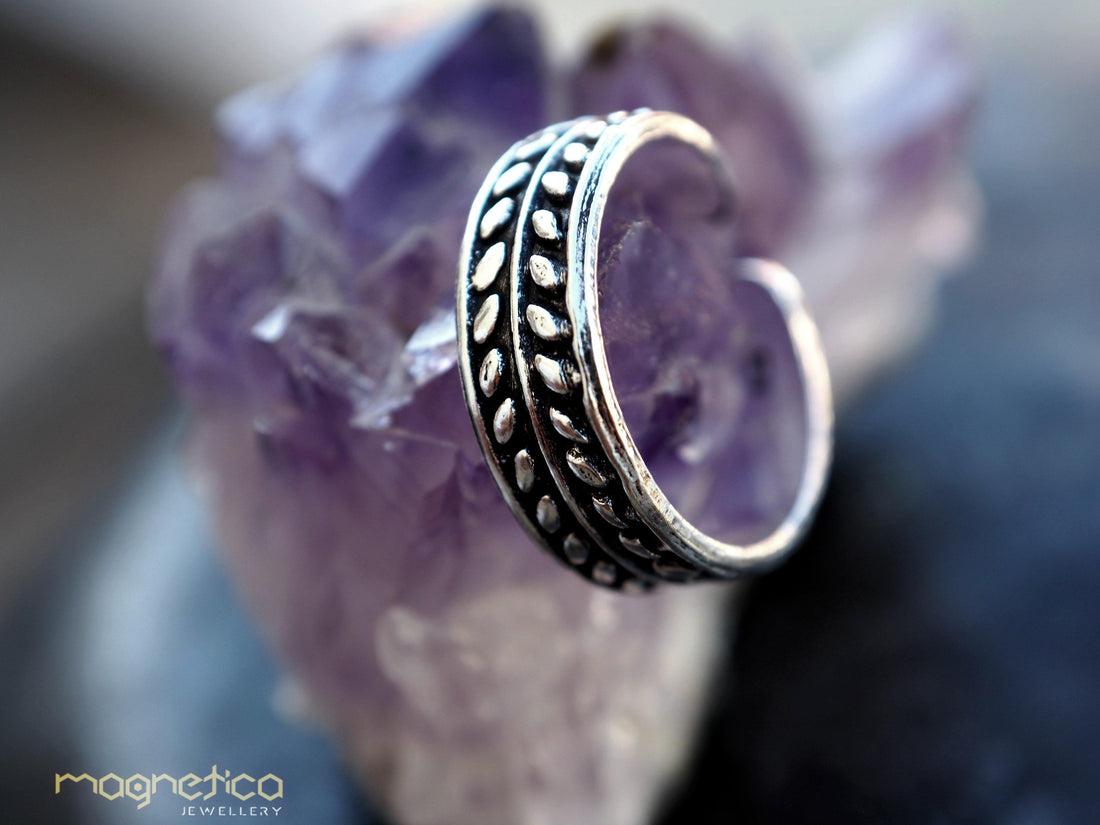 Leaf tribal oxidized silver toe-midi-knuckle ring,adjustable one size fits all!-ring-Magnetica