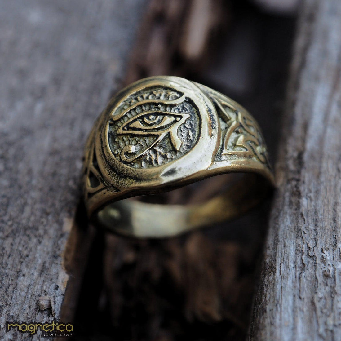 Signet eye of ra brass ring