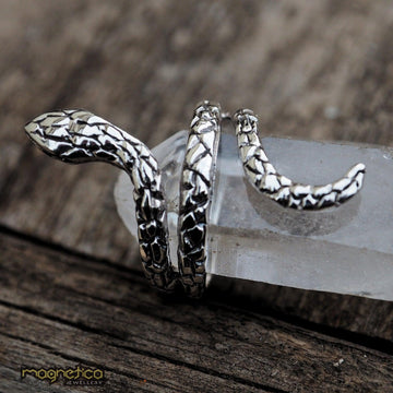 Serpent carved sterling silver ring