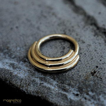 Gold layers piercing Ring