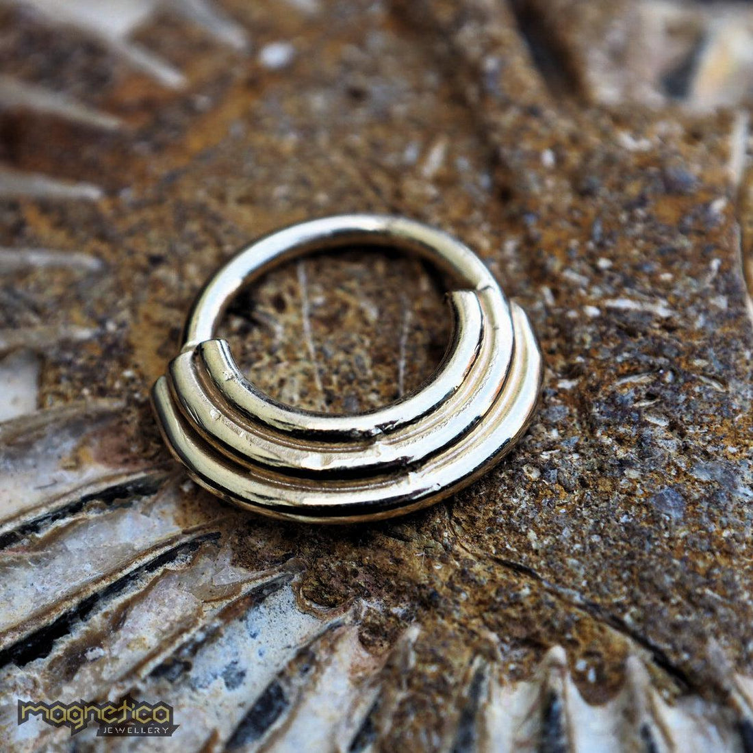 Gold layers piercing Ring