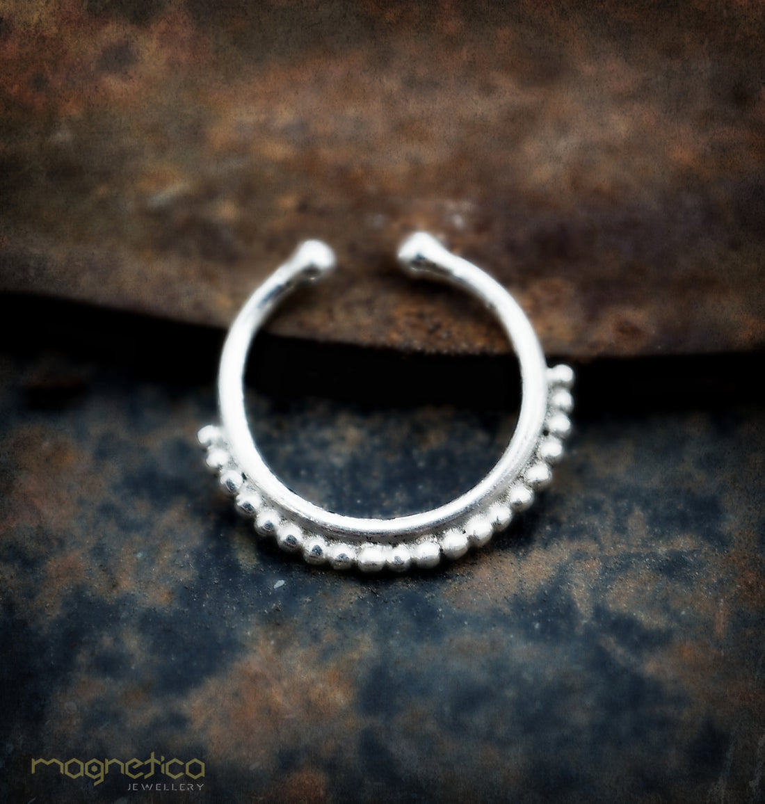 Silver Minimal fake Piercing ring