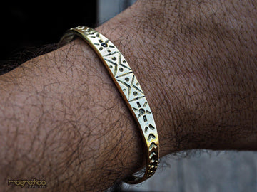 Pattern brass adjustable cuff bracelet-bracelet-Magnetica