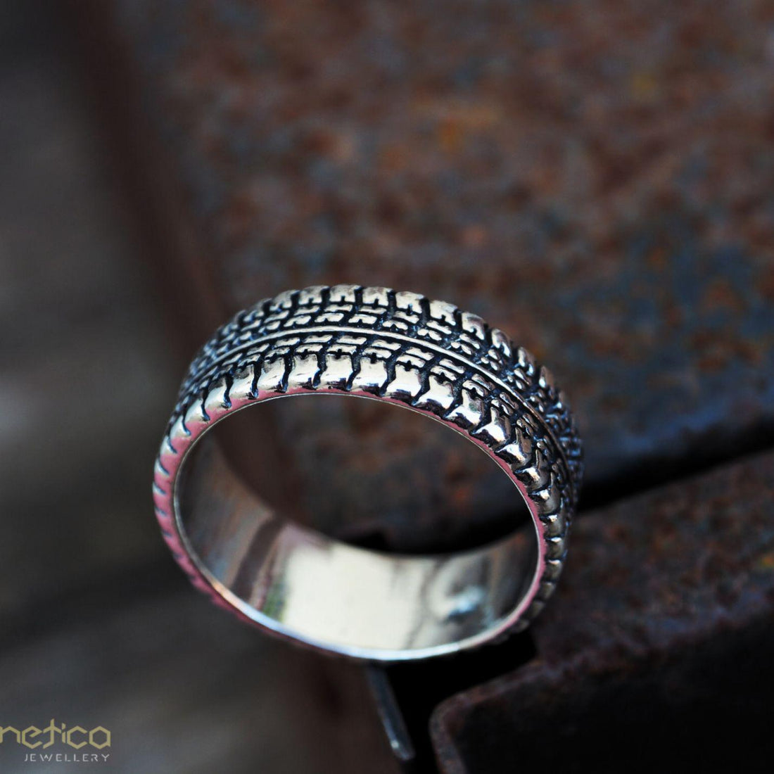 Yakuza-A-sterling silver ring-ring-Magnetica